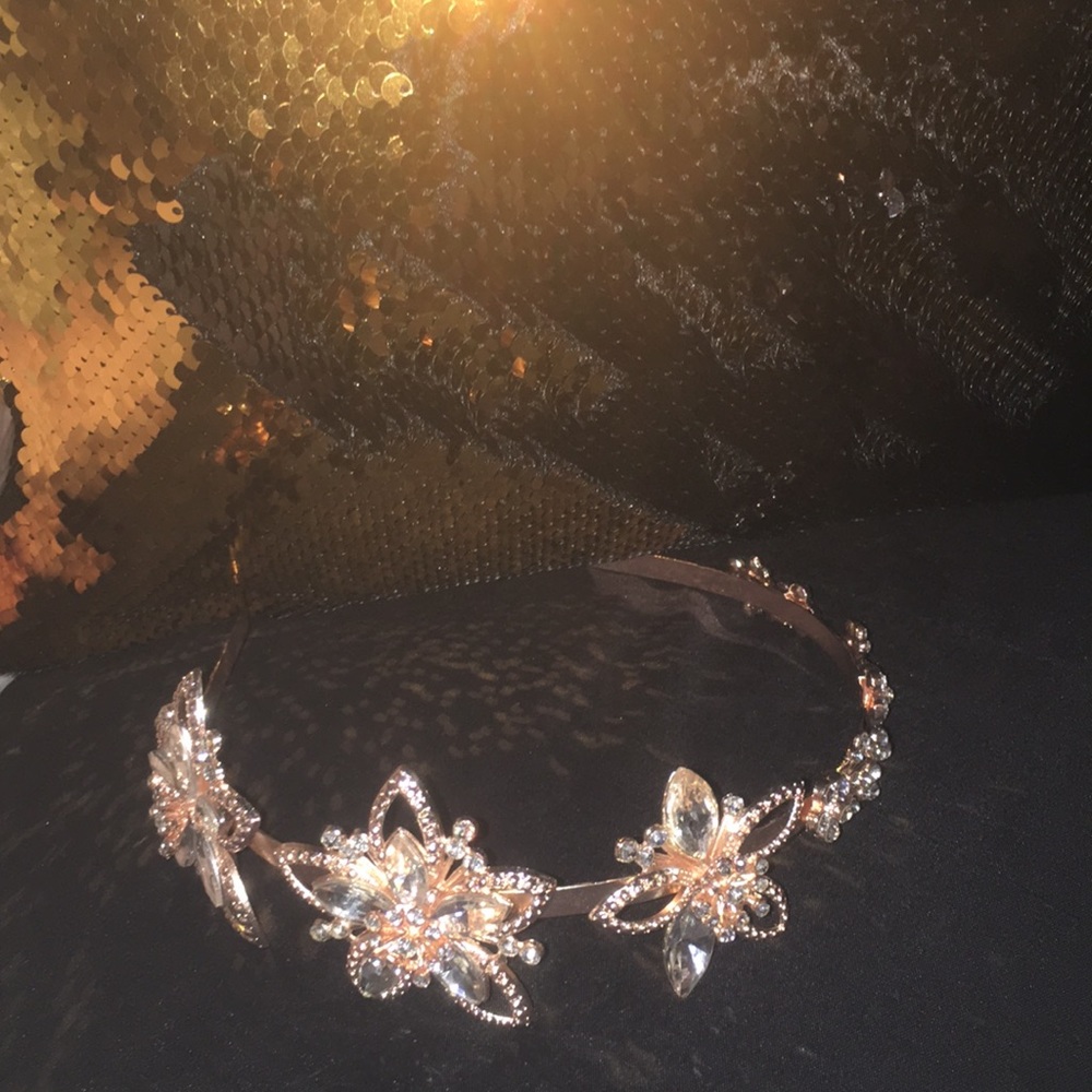 Rose gold tone sparkly headband NWOT Final Price!!